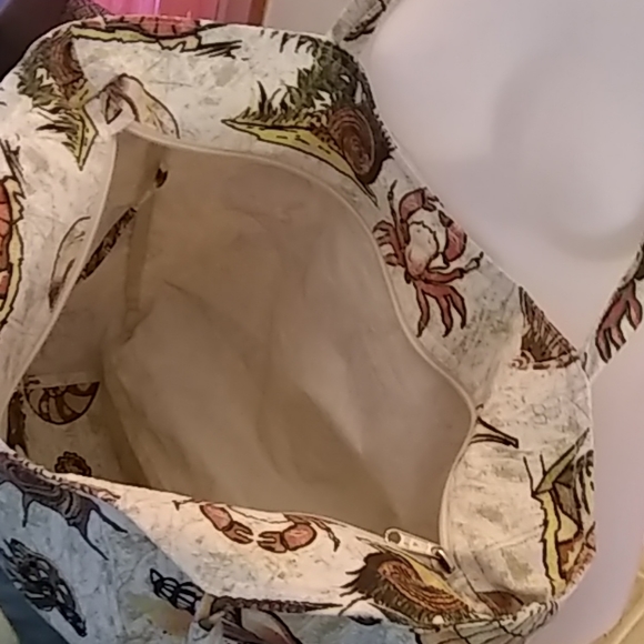 Beach bag, says Jamaica on it. Big. - Picture 4 of 6